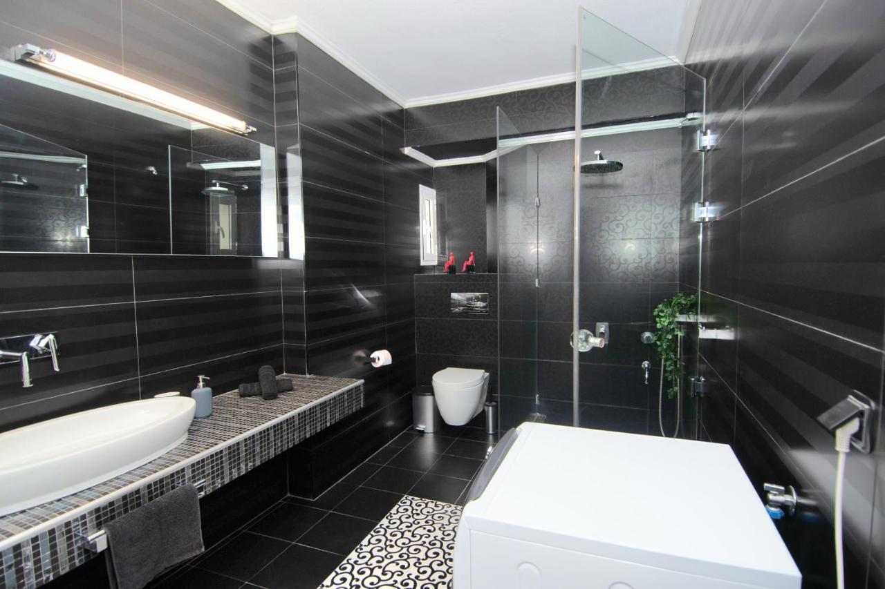 Aparthotel Mistral Luxury Living à Néa Péramos Extérieur photo