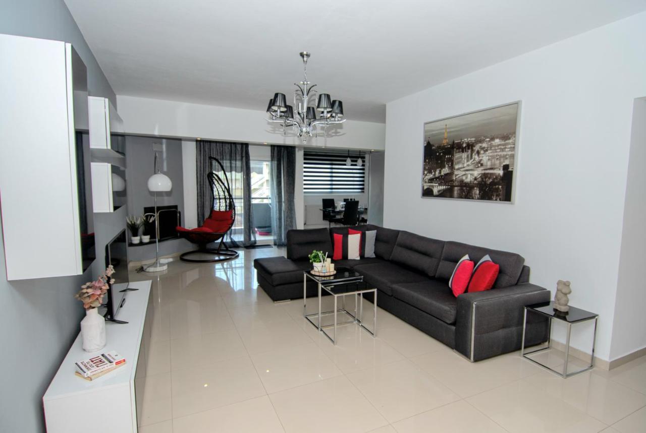 Aparthotel Mistral Luxury Living à Néa Péramos Extérieur photo