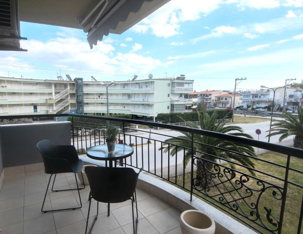 Aparthotel Mistral Luxury Living à Néa Péramos Extérieur photo